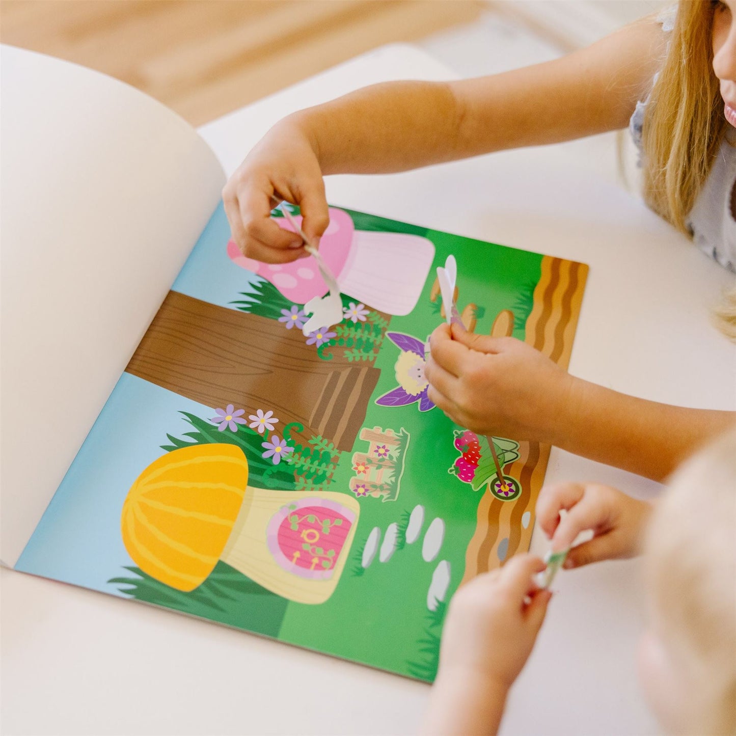 Reusable Sticker Pad - Fairies 45009 (Melissa & Doug)
