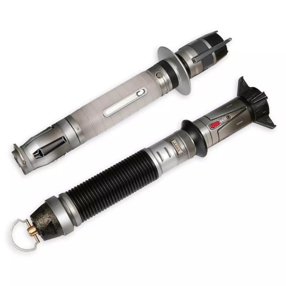 Star Wars: Ahsoka Baylan Skoll & Shin Hati Limited Edition Legacy Lightsaber Hilt Set
