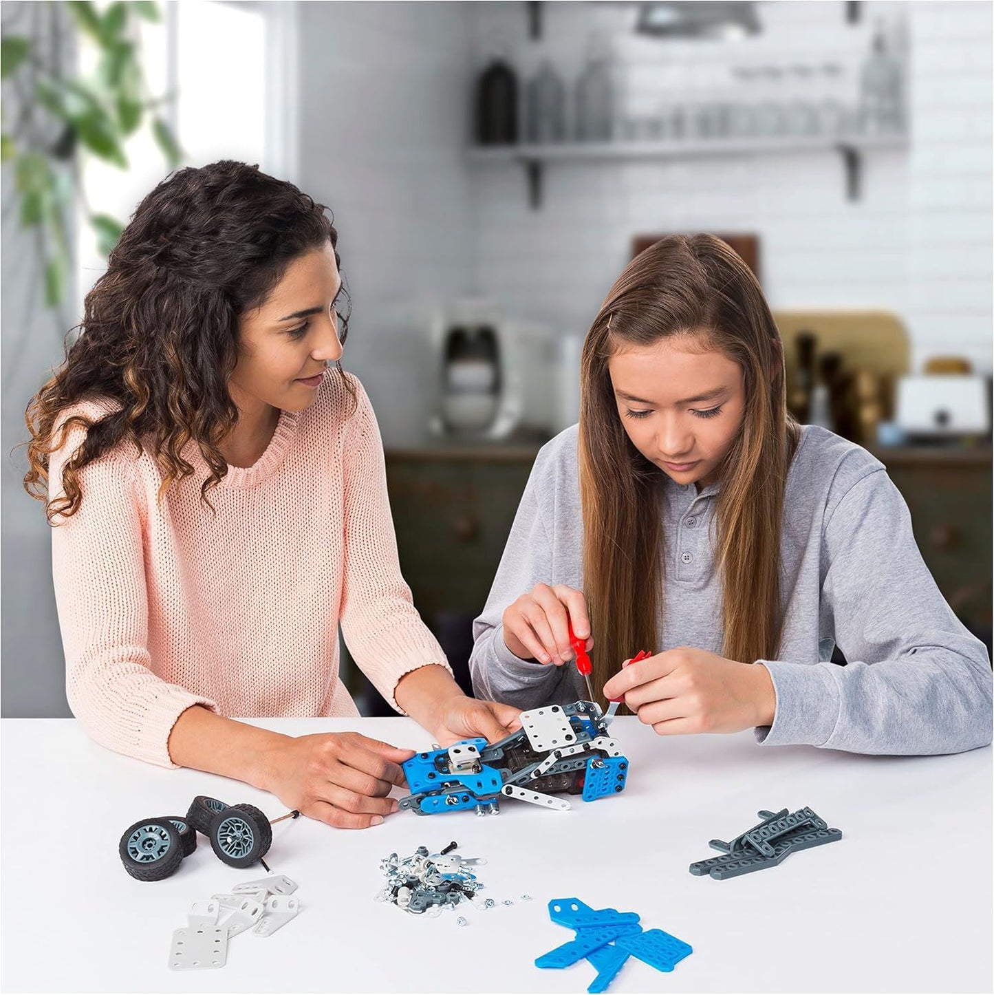 10-in-1 Rally Racer Motorized Building Kit 6040178 – Meccano STEM Model Vehicle Set with Motor, Tools & 10 Build Options